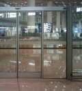 automatska-staklena-vrata-u-ramu